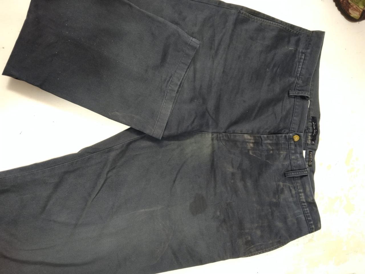 Teñido de pantalones de algodón después de la reparación