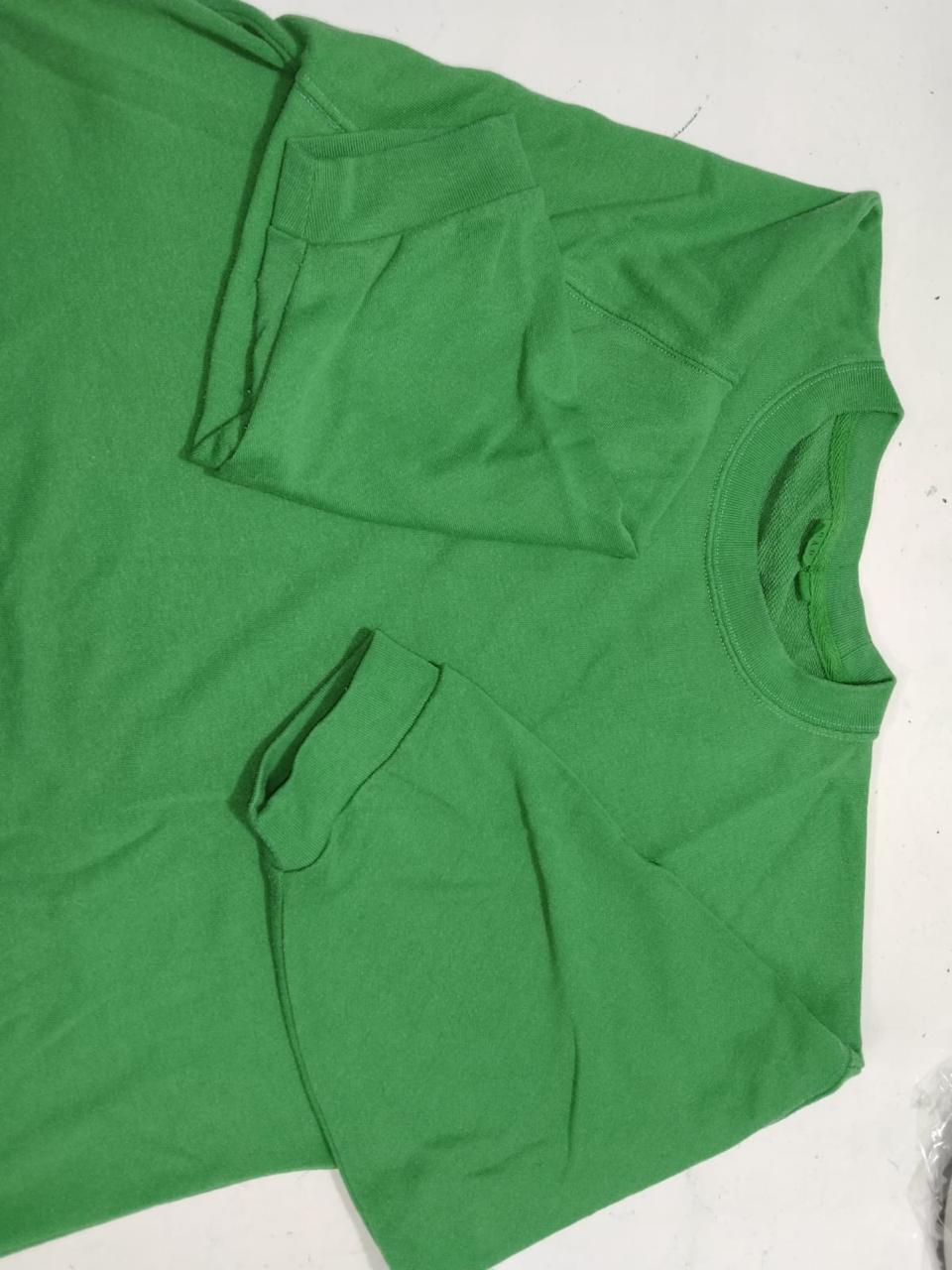 Teñido de camiseta de algodón